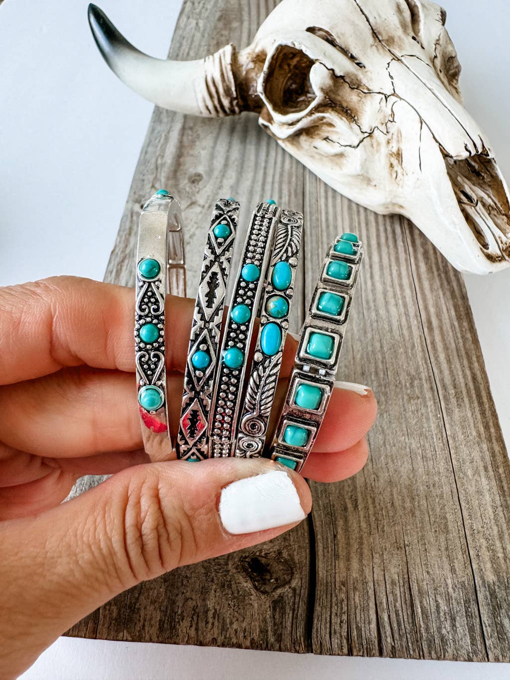 Western Turquoise Stone Stretch Bracelet